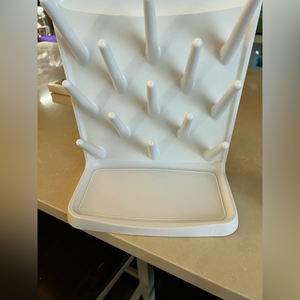 White and Grey Ubbi Baby Bottle Drying Rack (missing pacifier basket) - Picture 2 of 7